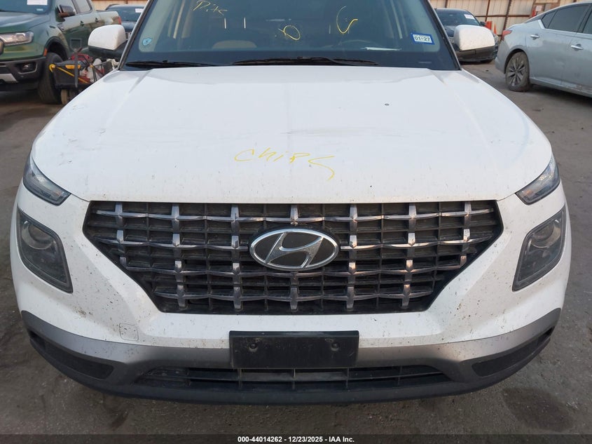 2025 Hyundai Venue Sel #12