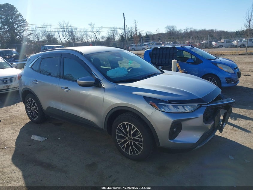 2023 Ford Escape Phev