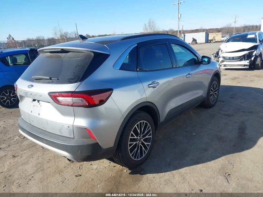 2023 Ford Escape Phev