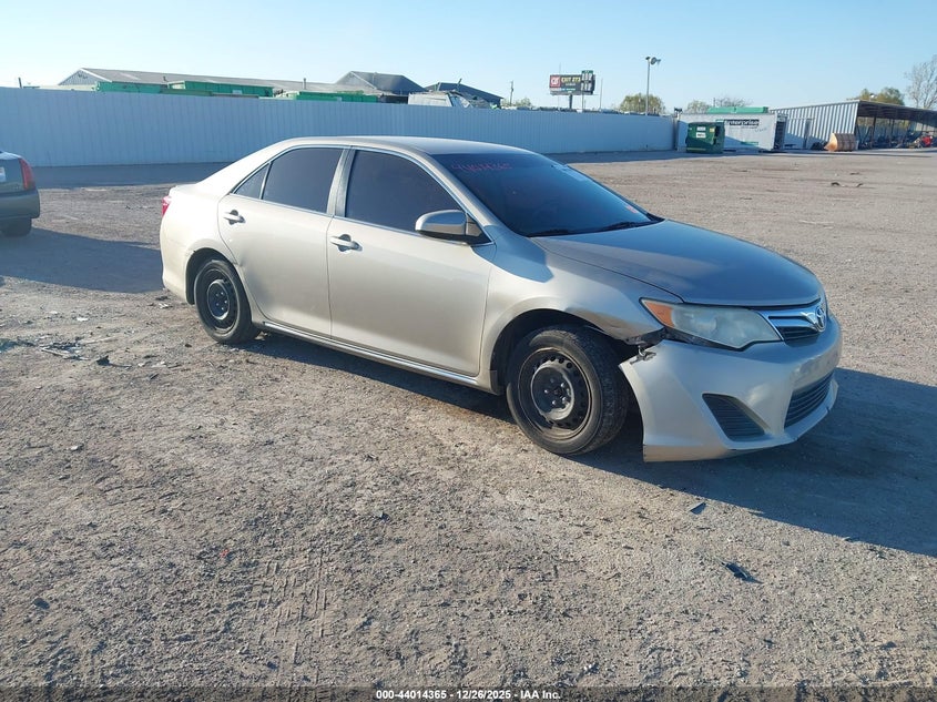 2014 Toyota Camry Le