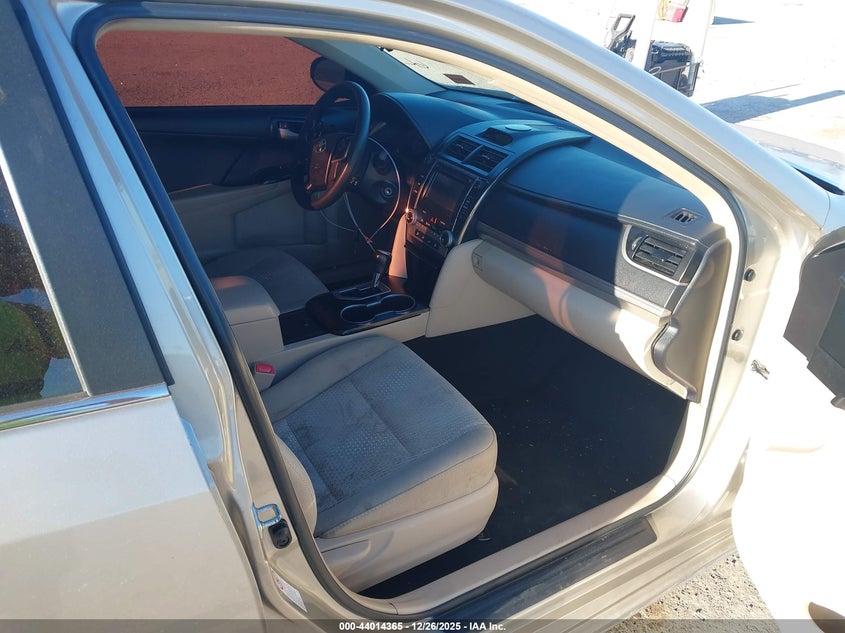 2014 Toyota Camry Le