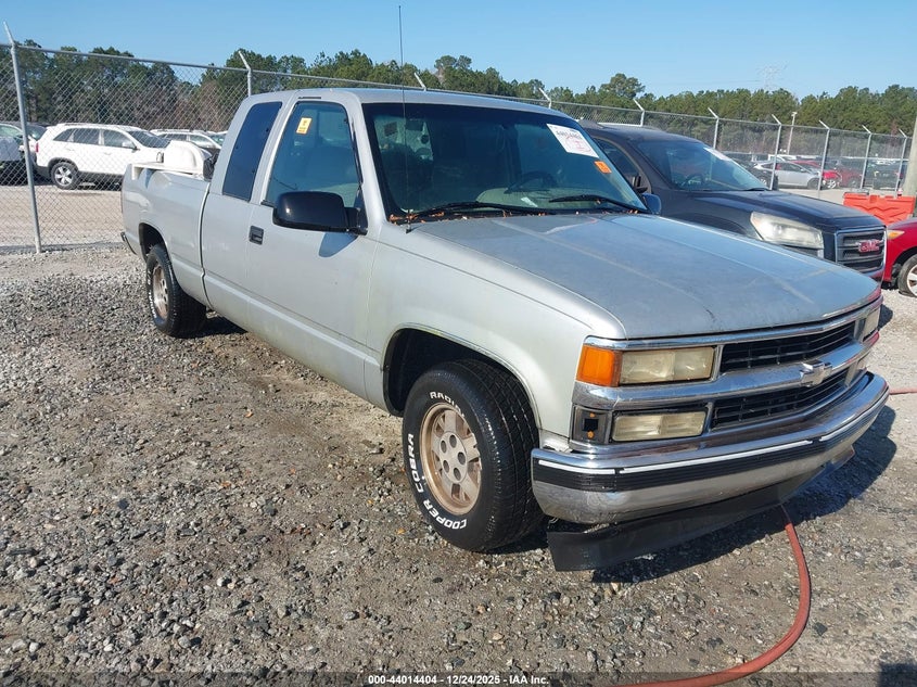 2GCEC19K6S1180633 1995 Chevrolet Gmt-400 C1500 auction photo 1
