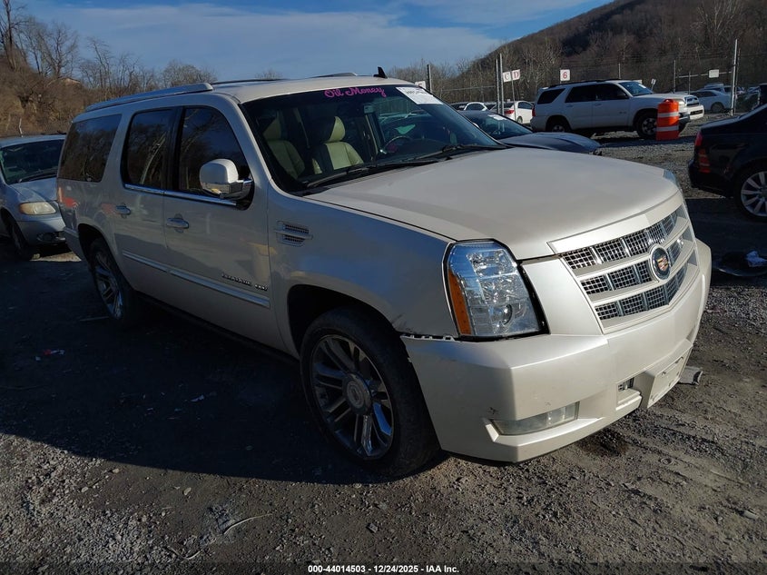 CADILLAC ESCALADE PREMIUM