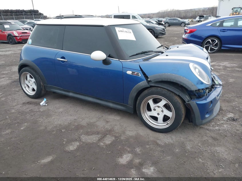 WMWRE33405TD97708 2005 Mini Cooper S auction photo 1