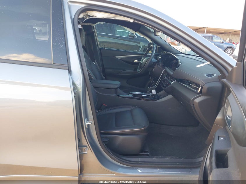 2025 Buick Envista Avenir Fwd