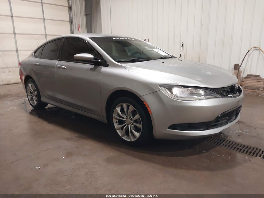 2015 Chrysler 200 S
