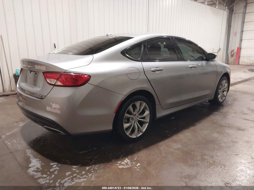 2015 Chrysler 200 S