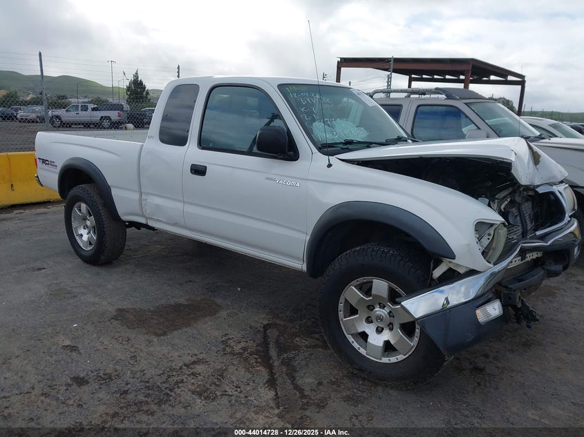 2004 Toyota Tacoma Base V6