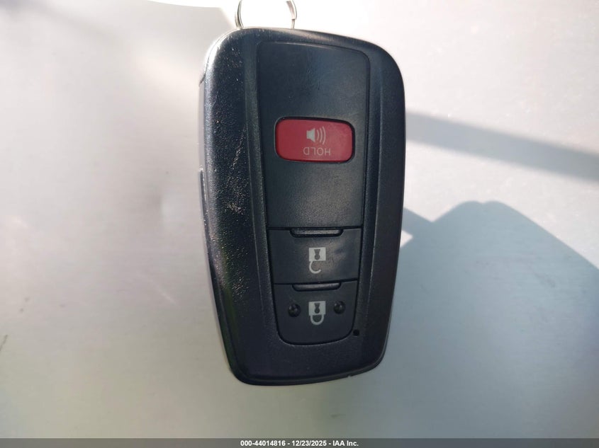 VIN JTMRWRFV0SD282391 2025 TOYOTA RAV4 HYBRID XLE