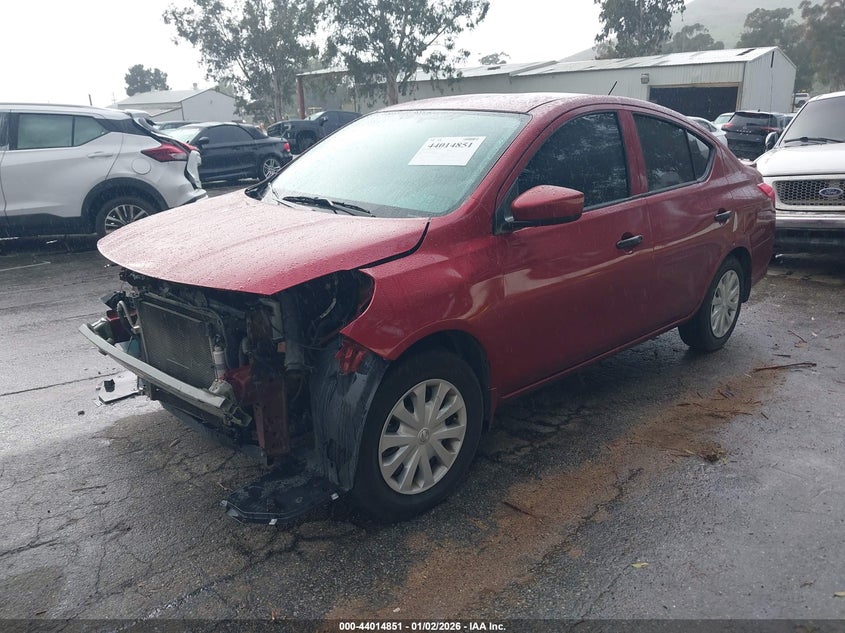 2019 Nissan Versa 1.6 S+