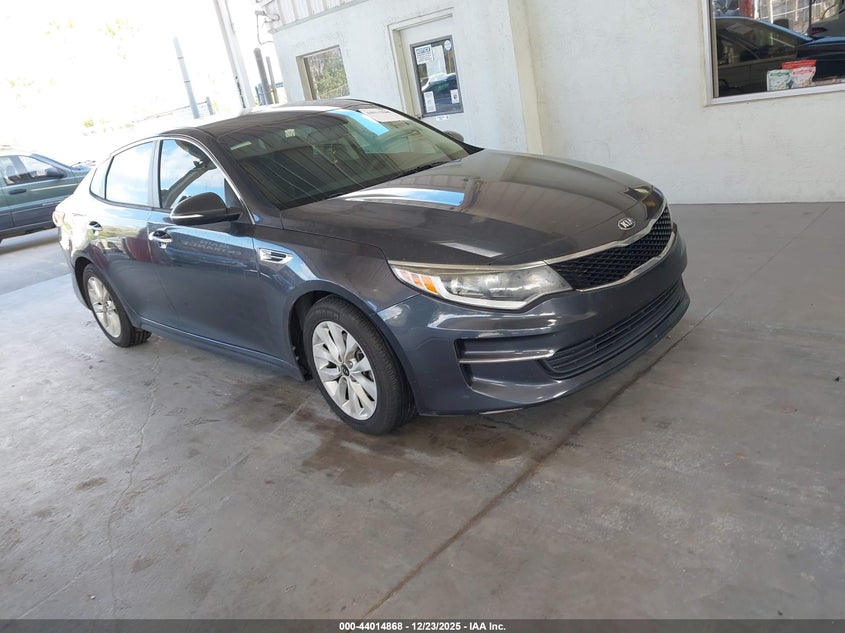 5XXGT4L32HG122226 2017 Kia Optima Lx auction photo 1