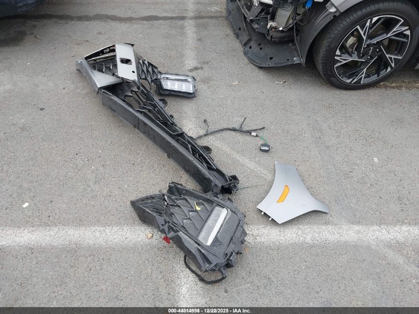 2025 Kia K5 Gt-Line VIN: KNAG64J72S5289093 Lot: 44014998