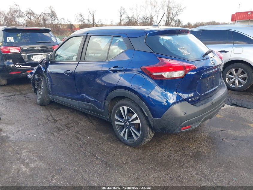 2020 Nissan Kicks Sv Xtronic Cvt