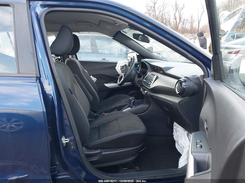 2020 Nissan Kicks Sv Xtronic Cvt