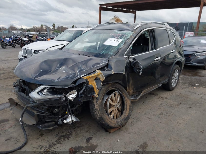 2018 Nissan Rogue Sv