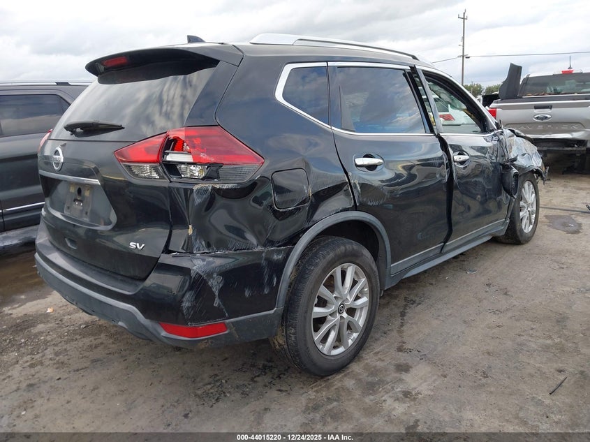 2018 Nissan Rogue Sv