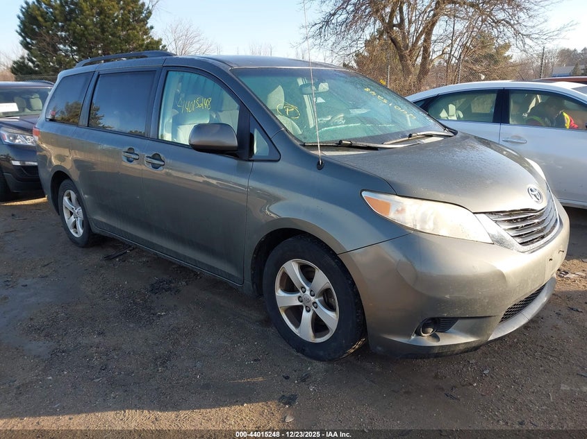 5TDKK3DC3BS105270 2011 Toyota Sienna Le V6 auction photo 1