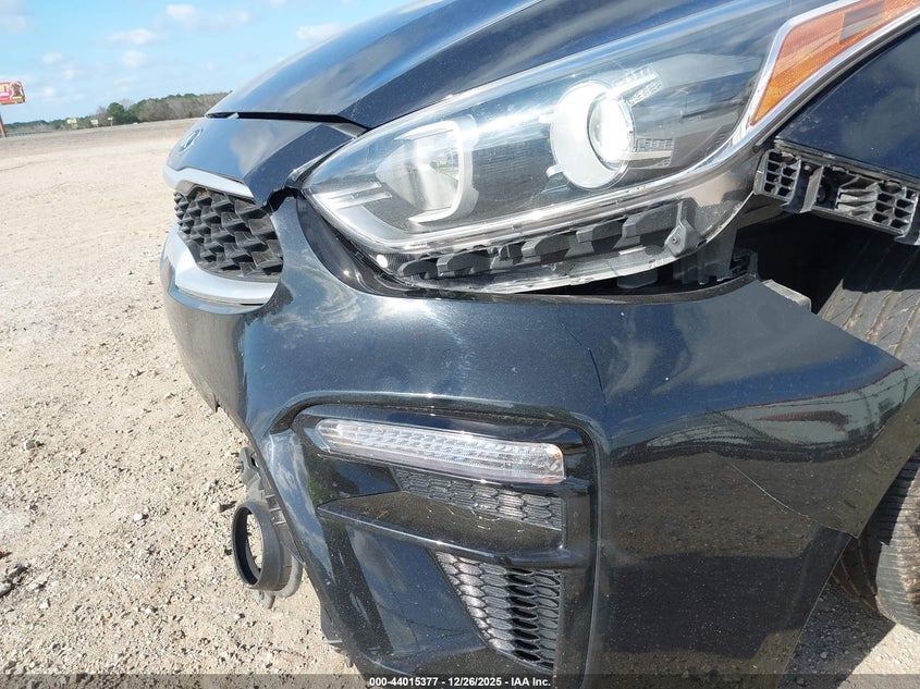 VIN 3KPF24AD4ME345851 2021 KIA FORTE LXS