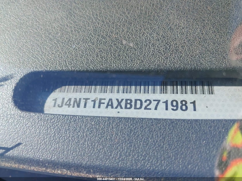 2011 Jeep Compass VIN: 1J4NT1FAXBD271981 Lot: 44015431