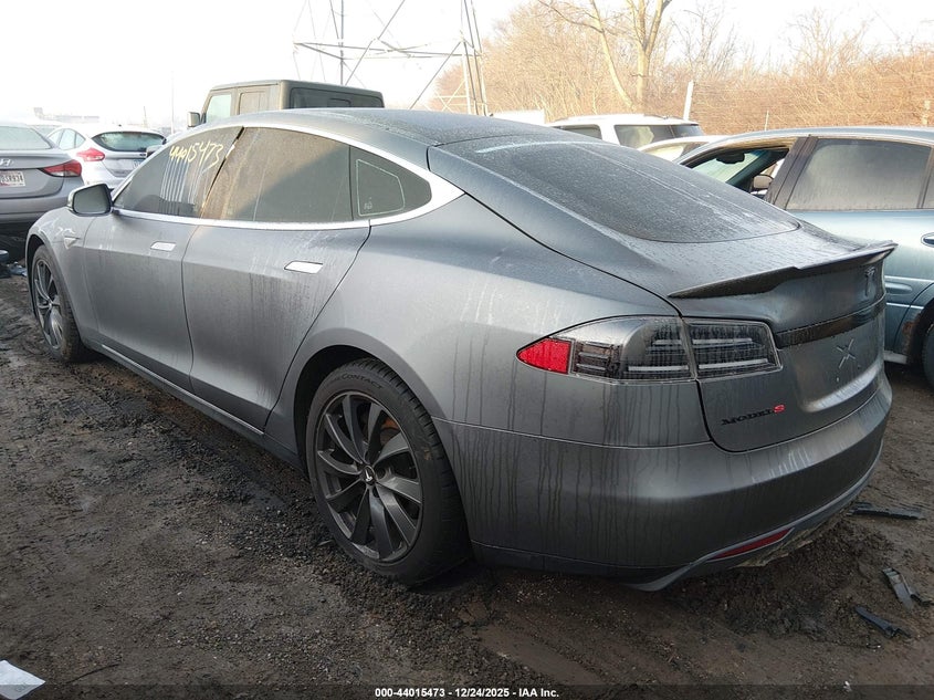 Vin: 5yjsa1cg5dfp13844, lot: 44511230, tesla model s 20133