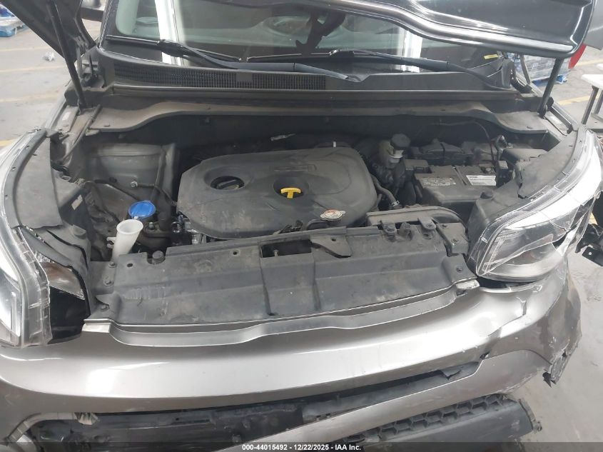 2018 Kia Soul + VIN: KNDJP3A55J7611100 Lot: 44015492