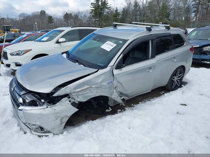 2022 Mitsubishi Outlander Phev