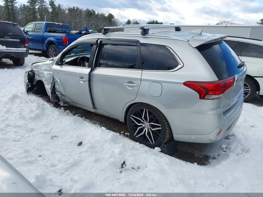 2022 Mitsubishi Outlander Phev