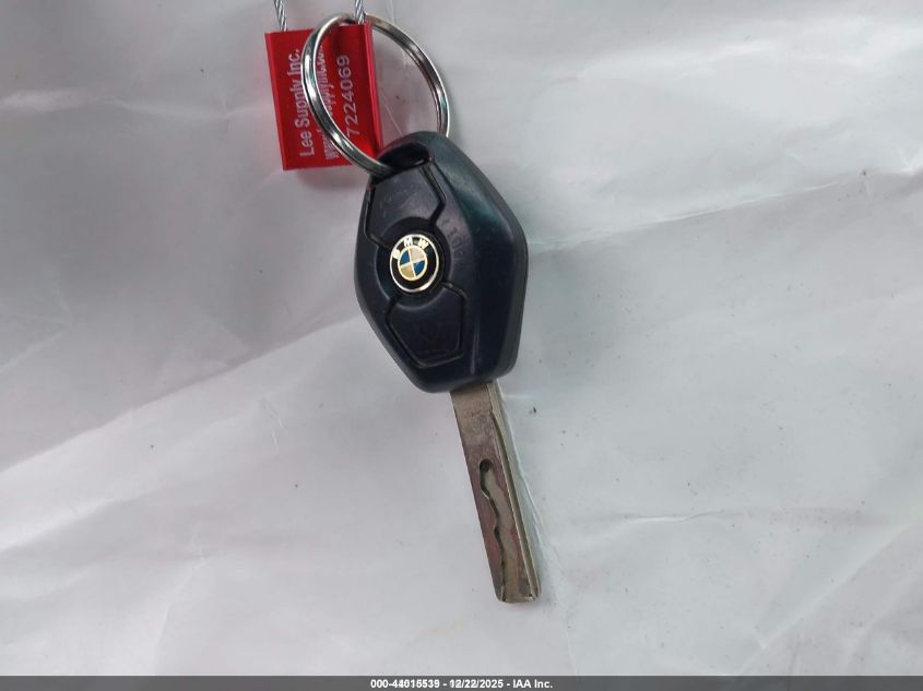 2005 BMW 325I VIN: WBAET37495NJ88337 Lot: 44015539