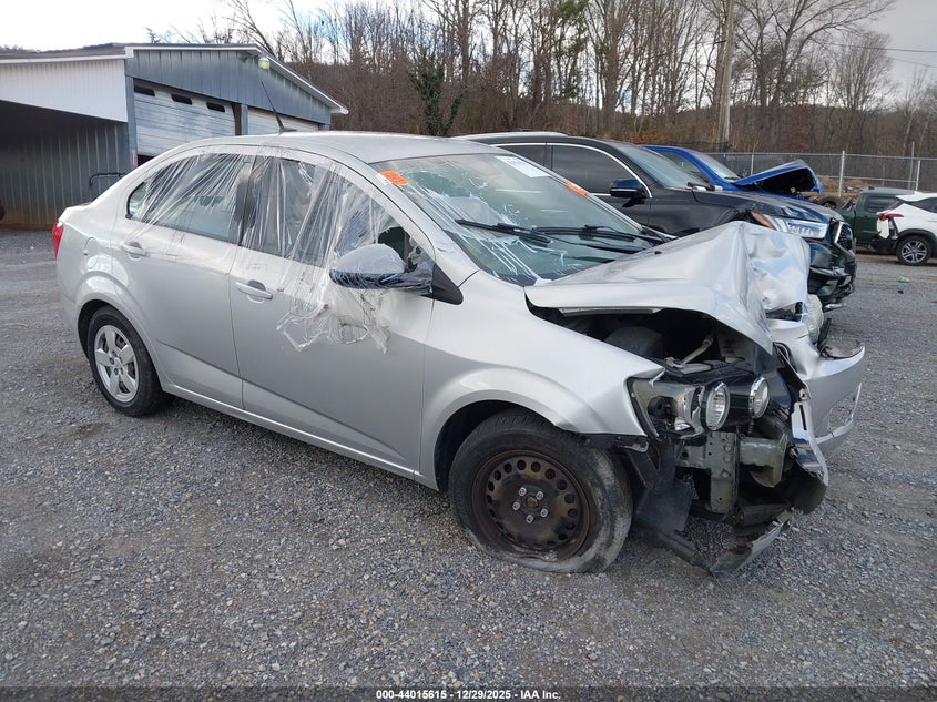 2014 Chevrolet Sonic Ls Auto