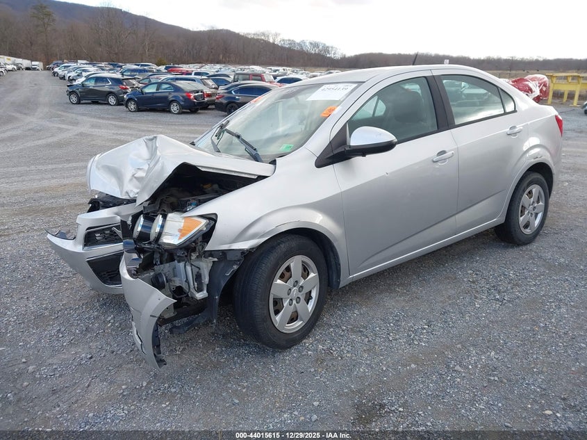 2014 Chevrolet Sonic Ls Auto
