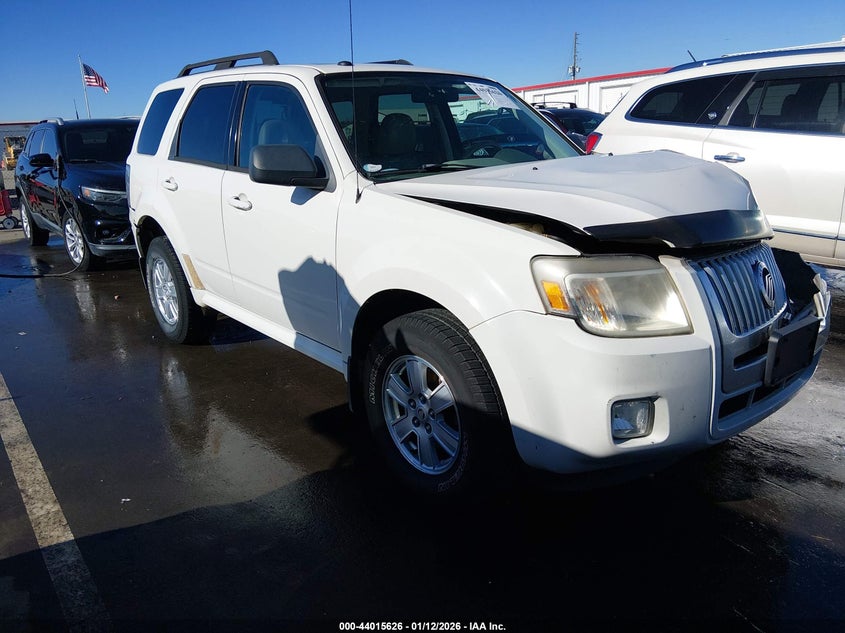 4M2CN8BG4AKJ15062 MERCURY MARINER Photo 1