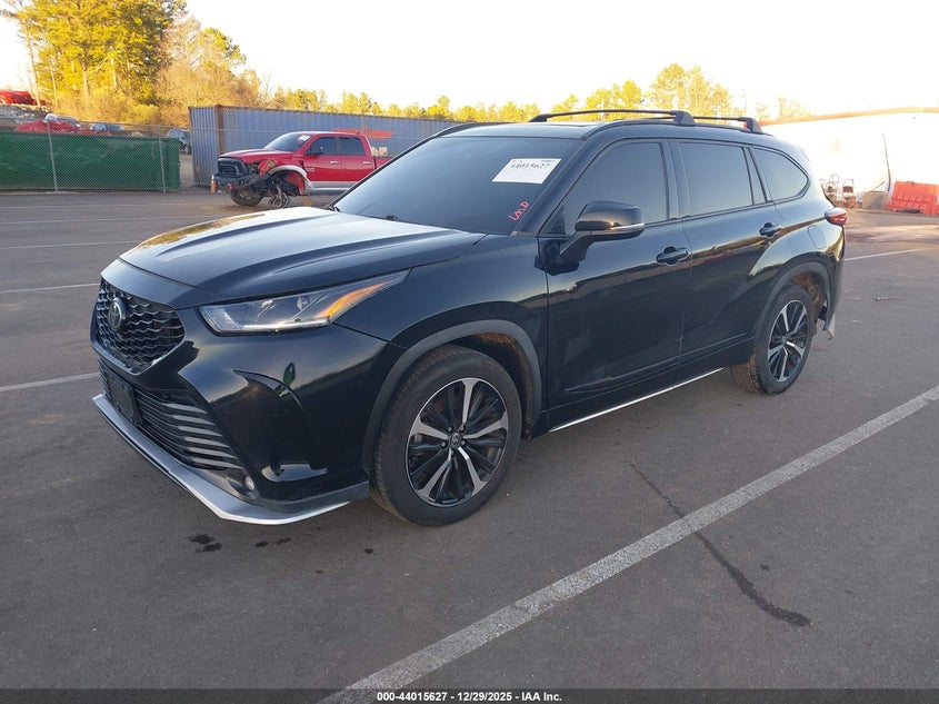 2022 Toyota Highlander Xse