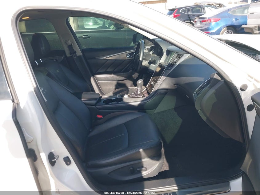 2014 Infiniti Q50 Premium