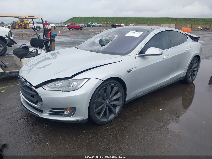 2013 Tesla Model S Performance