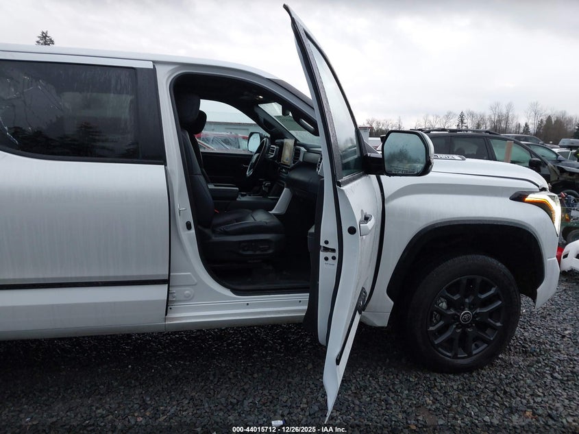 2024 Toyota Tundra Hybrid Platinum 4Wd