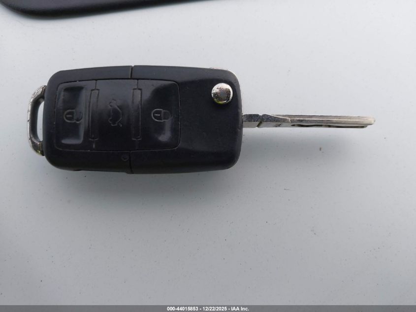 2004 Volkswagen Jetta Gl VIN: 3VWRK69M74M071531 Lot: 44015853