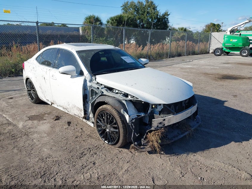 LEXUS IS 200T 2016. Lot# 44015912. VIN JTHBA1D23G5021346. Photo 1