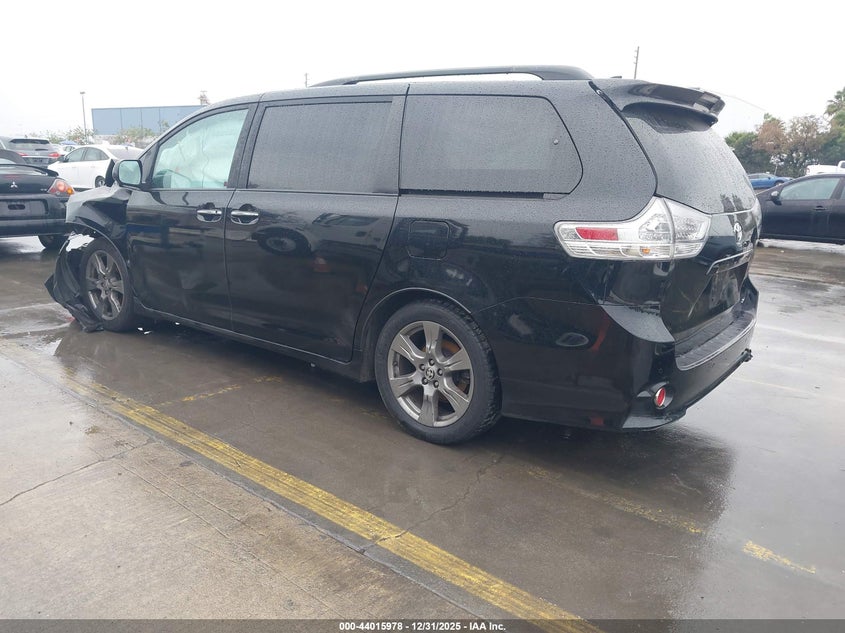 2000 Toyota Sienna Xle