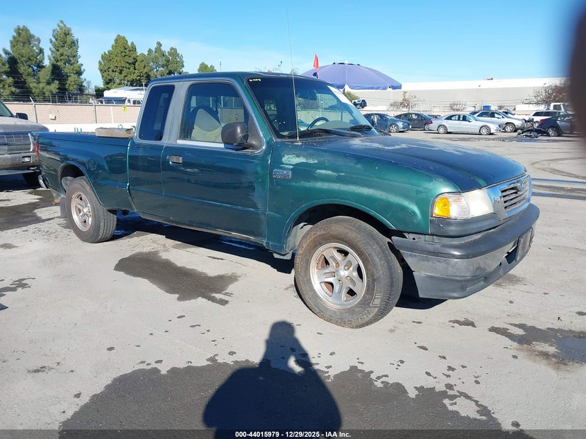 4F4YR16V8YTM24383 2000 Mazda B3000 Se/Tl auction photo 1