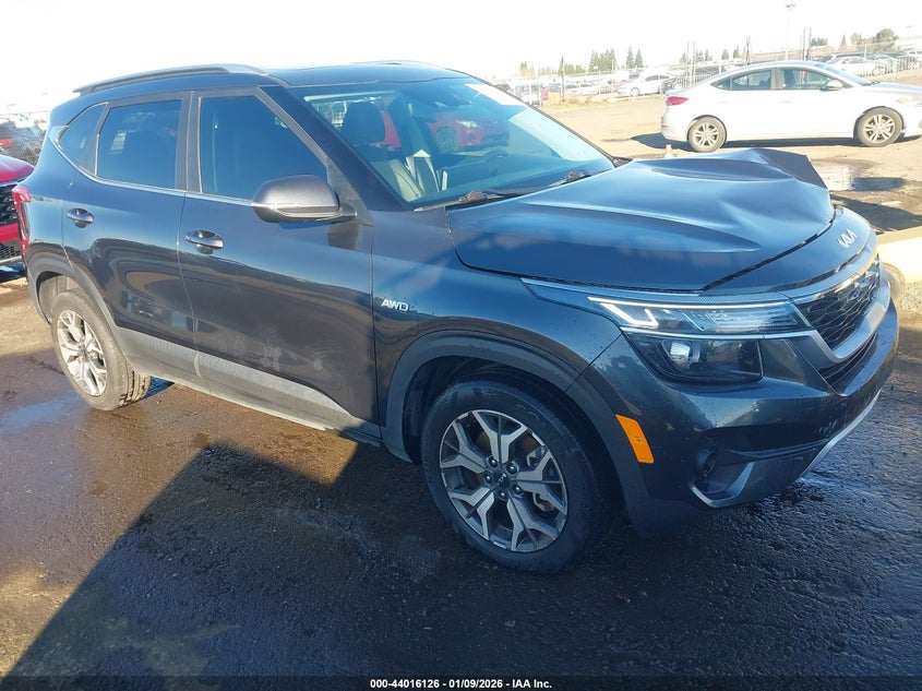 KNDERCAA7N7294905 KIA SELTOS EX 2022
