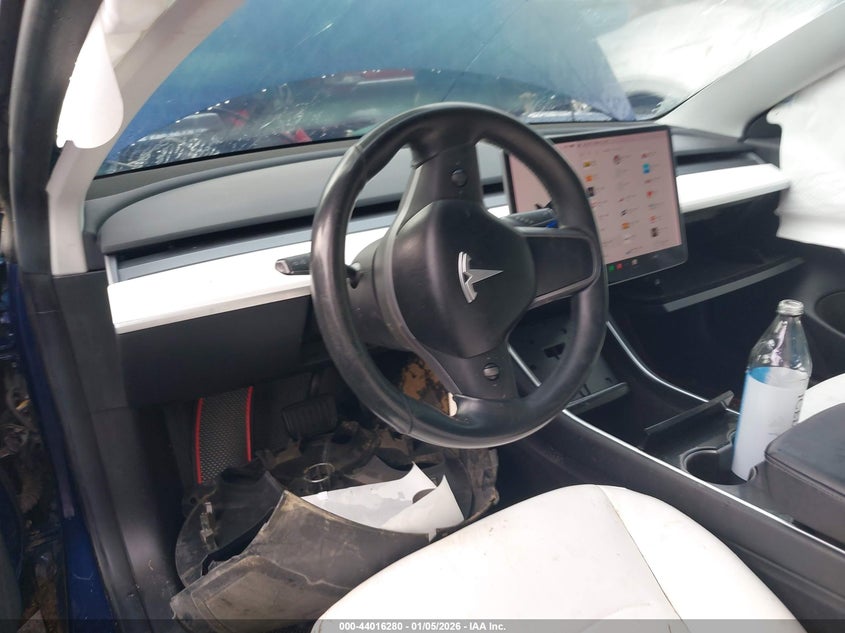 2019 Tesla Model 3 Long Range/Performance VIN: 5YJ3E1EB3KF390997 Lot: 44016280