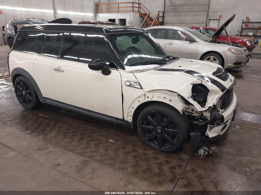 WMWMM3C5XATZ32525 2010 Mini Cooper S Clubman auction photo 1