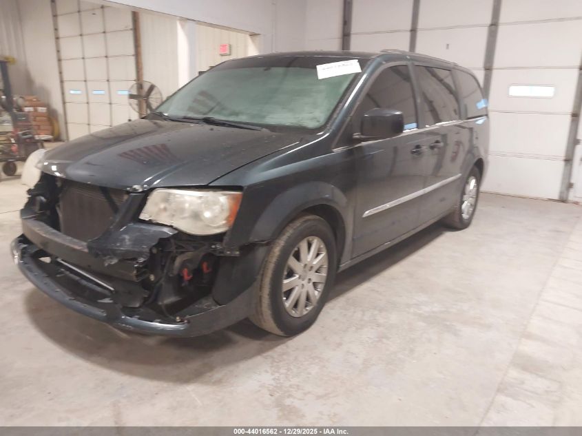2013 Chrysler Town & Country Touring
