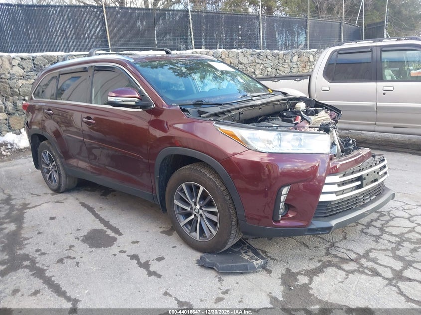 2019 Toyota Highlander Xle