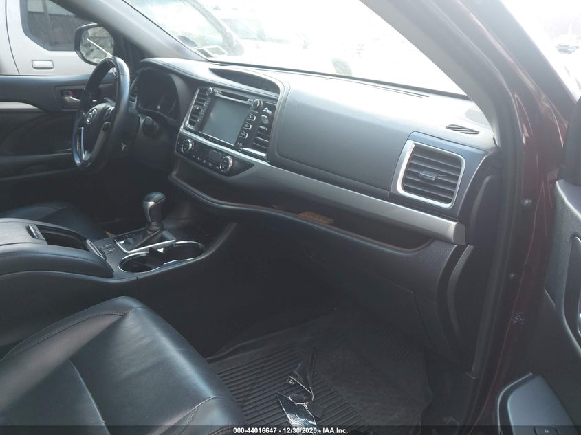 2019 Toyota Highlander Xle