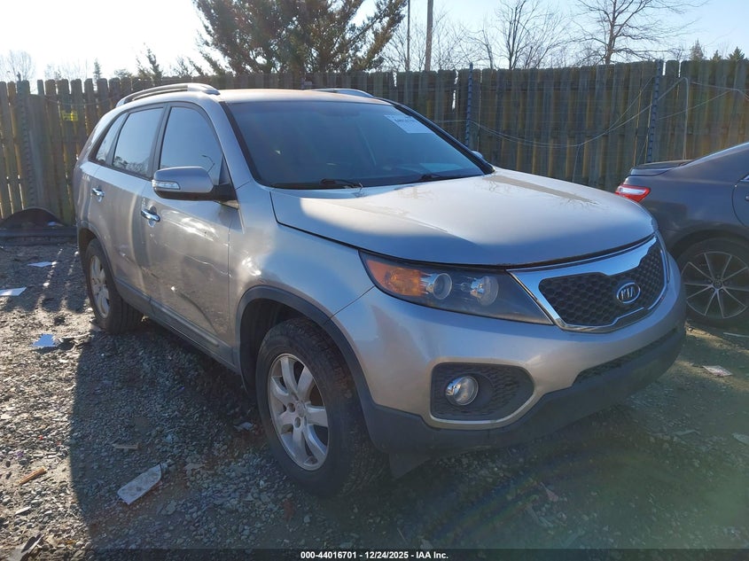 5XYKT3A61DG401366 2013 Kia Sorento Lx auction photo 1