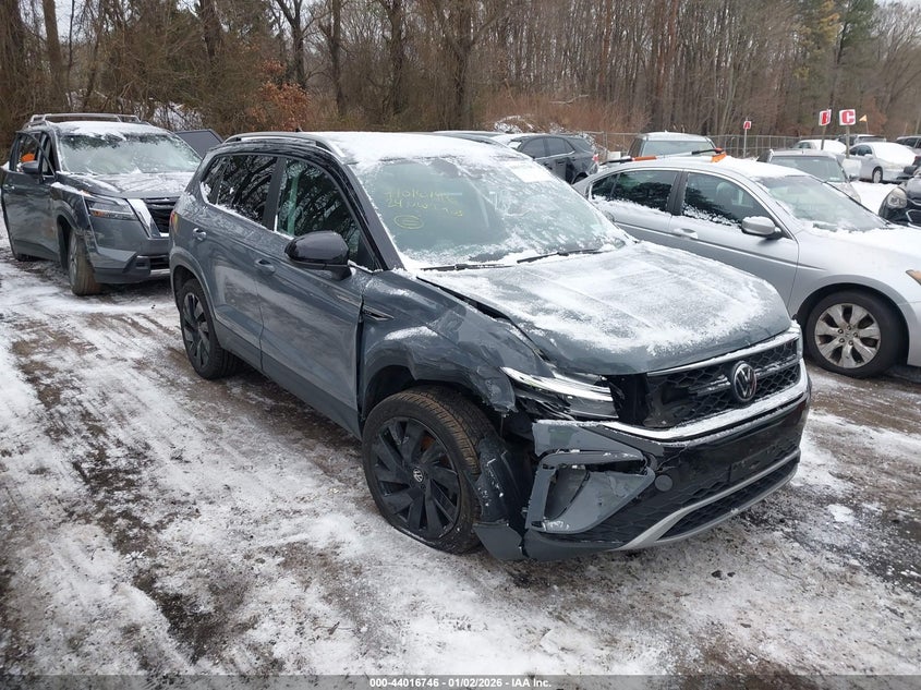 3VVVX7B24RM079502 2024 Volkswagen Taos 1.5T Se auction photo 1