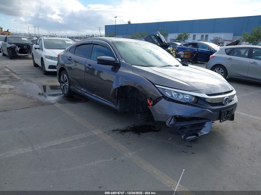 JHMFC1F73JX008421 2018 Honda Civic Ex-L auction photo 1