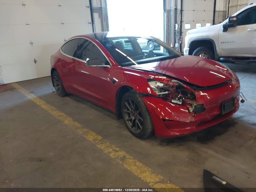 2018 Tesla Model 3 Long Range/Mid Range