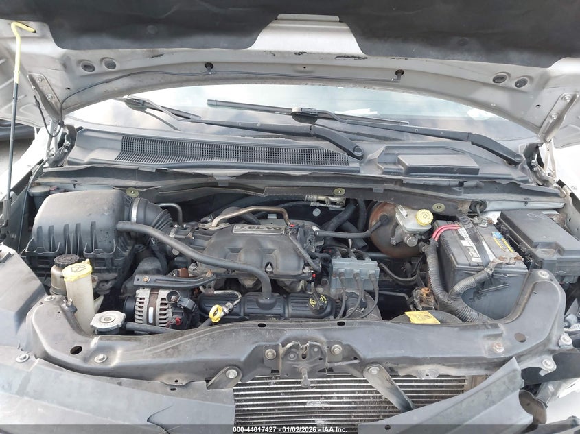 2010 Volkswagen Routan Se VIN: 2V4RW3D18AR262758 Lot: 44017427